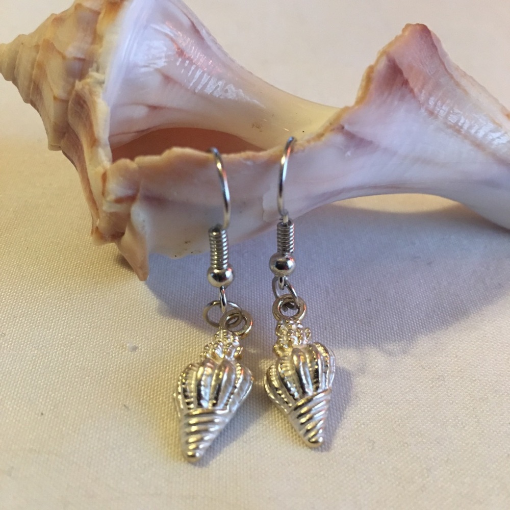 Hand Made Silver Shell Earings